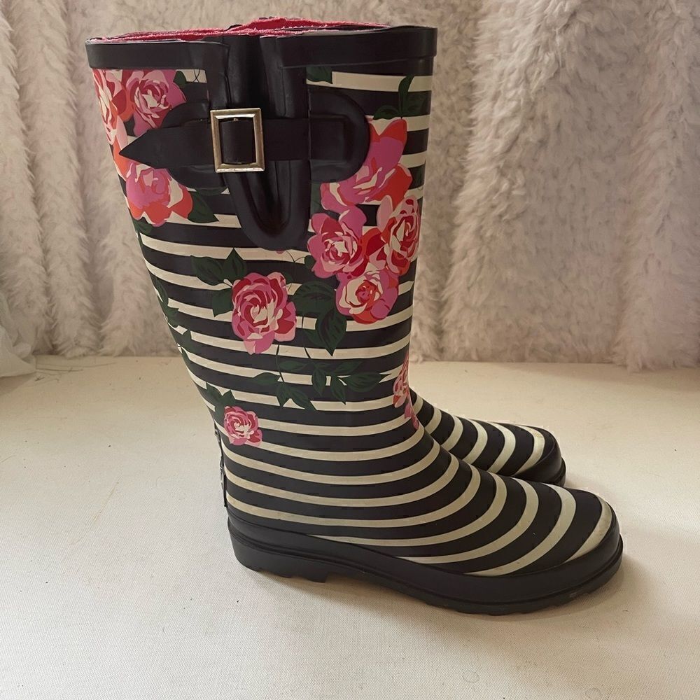Austin Trading black and white stripes with pink roses rain boots size 8